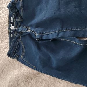 Cat & Jack boys straight leg jeans.  Size 12